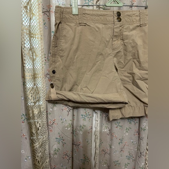 GAP Adjustable Length Flat front Pockets Utility Shorts 6 - Picture 3 of 5